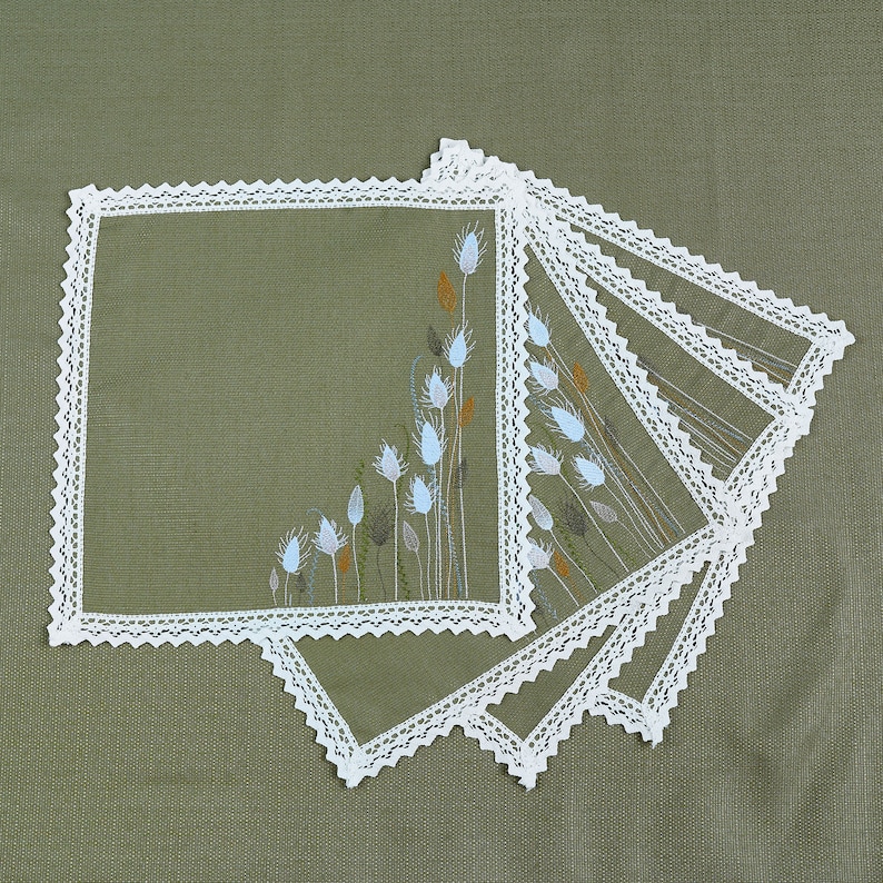 Embroidered Floral Table Napkins with Lace, Set of 4