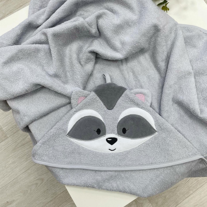 Raccoon hooded bath towel, Hooded baby towel, Animal hooded towel, Gift for birthday, Christmas gift, Baby hooded towel, Gift for baby