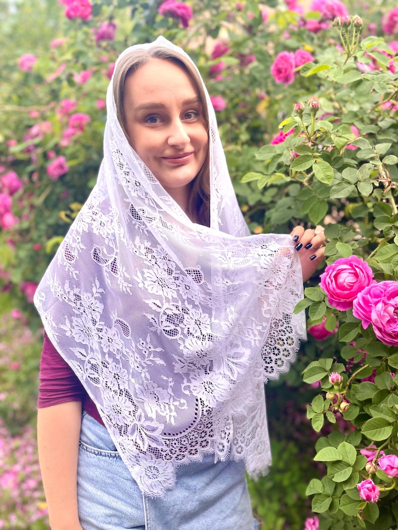 White floral lace mantilla veil for women, Elegant head covering for mass, church, prayer or modest vintage-inspired style