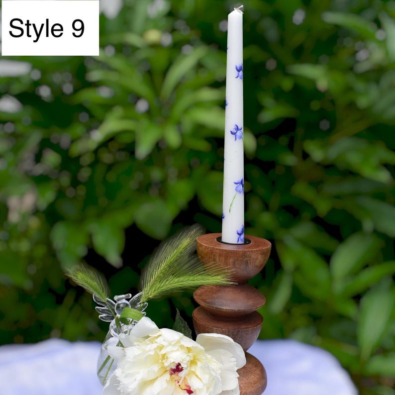 Handmade blue wildflower taper candle, 22 cm tall 2 cm base, Elegant floral dinner candle for rustic wedding, Centerpiece and spring decor